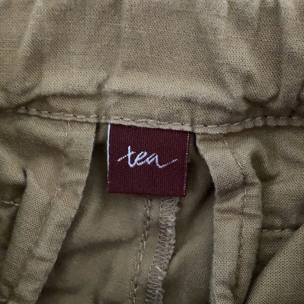 Tea Collection Canvas Shorts - Picture 3 of 3